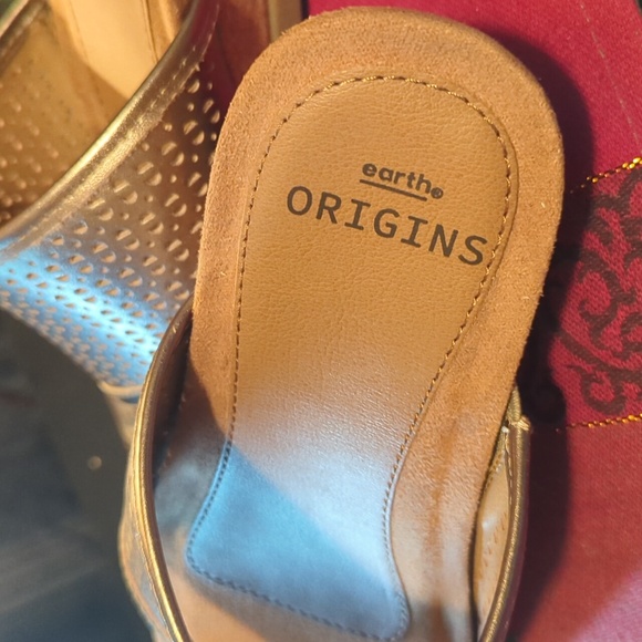 Earth Origins Pearl wedge sandals Women's 8 M Gold Metallic leather NEW NWB - Picture 7 of 10